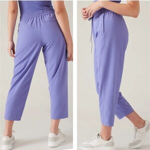 Athleta‎ NEW Dark Adonis Blue Arrival Pant Lightweight Cropped Length Size 10